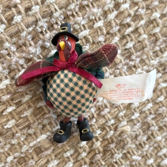 Vintage Pilgram Turkey Pin - Russ Berrie Thanksgiving Brooch - Picture 1 of 2